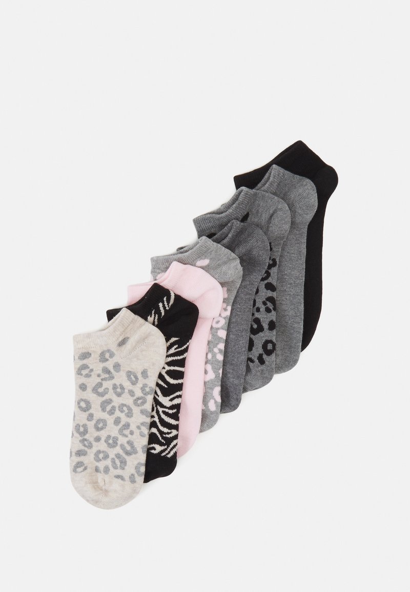 Set of 10 low-cut socks featuring various patterns: leopard, zebra, and polka dots, in colors including gray, black, pink, and beige.