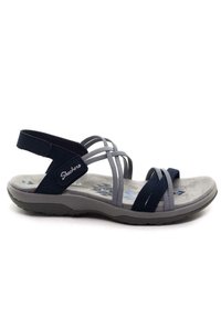 Sandalo sportivo con un design blu scuro e grigio, cinturini elasticizzati, suola grigia imbottita e plantare testurizzato con motivi geometrici.
