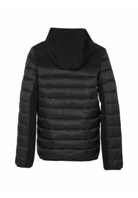 Sort pufferjakke med hætte, der har et kviltet design og en glat tekstur. Ærmerne er helt sorte med en tætsiddende silhuet.