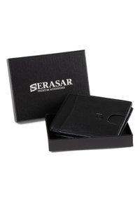 Black leather wallet partially inside an open black box with "Serasar Premium Accessoires" printed on the lid.