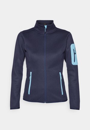 Casaco de fleece azul-marinho com colarinho alto e fecho éclair completo. Apresenta bolsos com fecho éclair em azul claro e detalhes nas mangas. Tecido texturizado e design ajustado.