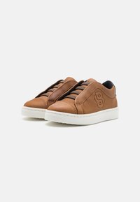 BOSS Kidswear TRAINERS UNISEX - Belebújós cipők - cookie