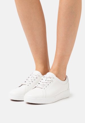 RALLY SPECKLE SOLE TRAINERS - Sneakers basse - urban white