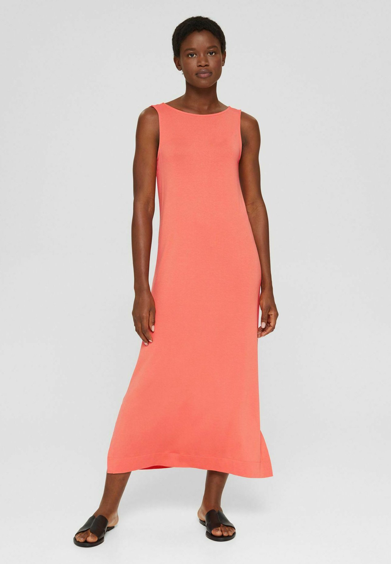 coral jumper dress