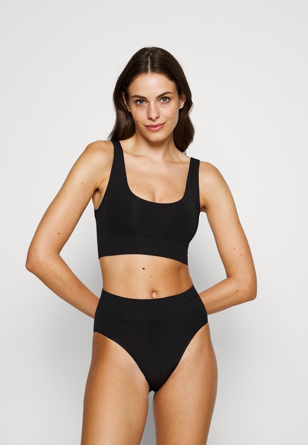 SMOOTH HIGH-LEG BRIEFS - Briefs4