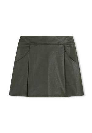 Olijfgroene leren mini rok met een gladde textuur, voorzien van twee voorkruiven, een aansluitende taille en een uitlopende ontwerp.