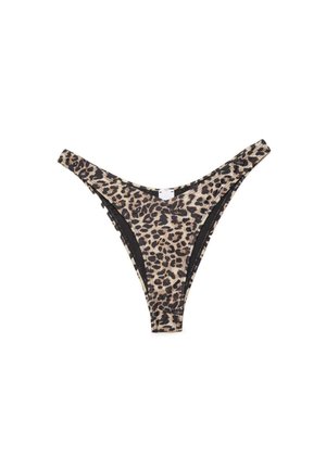 Bas de bikini à imprimé léopard avec panneaux latéraux noirs, coupe taille basse et devant étroit, posé à plat sur un fond blanc.