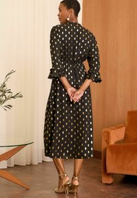 Love & Roses REGULAR FIT DASH FOIL FLUTE SLEEVE MIDI  - Apģērbs svinīgiem gadījumiem - black