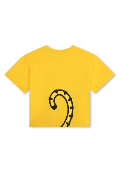 T-shirt di cotone giallo con maniche corte, caratterizzata da un design a spirale nera sul retro. Semplice, con collo tondo e una texture liscia.