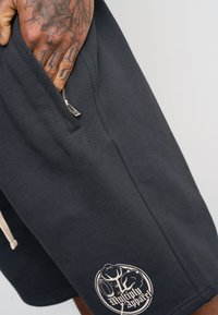 Multiply Apparel ANTIQUE - Trainingsbroek - black soda