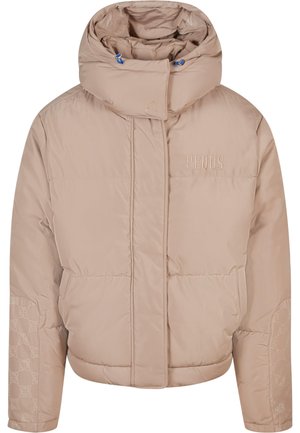 Beige gepolsterte Jacke mit hohem Kragen, Frontreißverschluss und geprägtem Muster an den Ärmeln. Verfügt über ein gesticktes Logo auf der Brust.