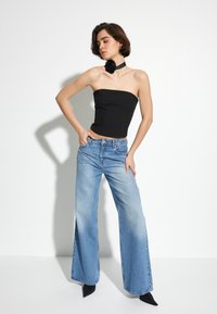 Koton STRAPLESS CROP TANK  - Top - black