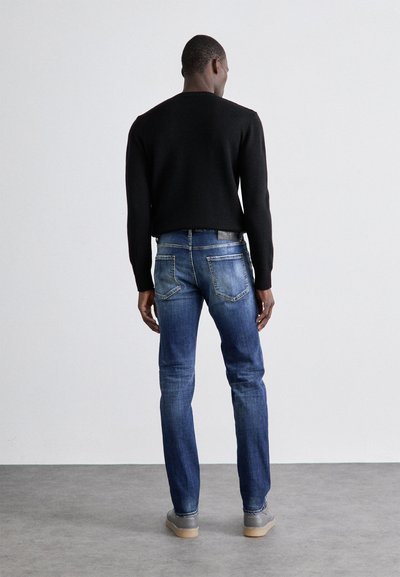 DSQUARED2 ICON REGULAR - Džíny Slim Fit - navy blue