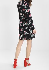 Miss Selfridge Vestido informal - black