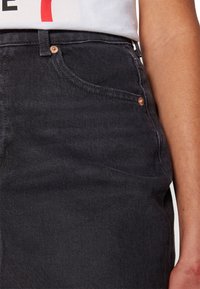Vmtessa Hr Maxi Denim Skirt Black Denim