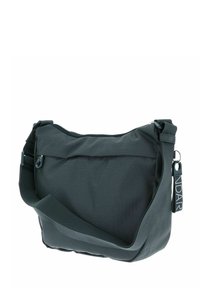 Borsa a spalla grigia scuro realizzata in tessuto texture, con chiusura zip, tracolla regolabile e tasca frontale con un'etichetta di branding discreta.