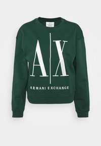 Felpa verde con maniche lunghe e scollo rotondo, con un grande logo bianco "AX" e la scritta "ARMANI EXCHANGE" sul davanti. Materiale in misto cotone.