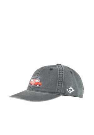 Dunkelgraue Baseballkappe mit eingesticktem rotem Feuerwehrauto vorne und kleinem weißem Logo an der Seite, aus getragenem Baumwollstoff.