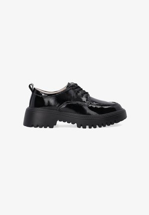 Zwarte gepatineerde leren veterschoenen met een stevige zwarte rubberen zool die diepe profielgroeven heeft en een klein achterste lusje voor eenvoudig aantrekken.