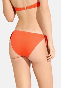 Lisca À NOUETTES PALMA - Bas de bikini - orange