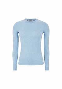 Világoskék, testhezálló, hosszú ujjú póló, kerek nyakkivágással, a belső gallérján a "Soft Rebels" felirattal, fehér háttér előtt kiemelve.