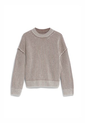 Pull rayé à col rond, présentant des nuances alternées de marron et de beige, une texture côtelée et une coupe décontractée avec des épaules tombantes.
