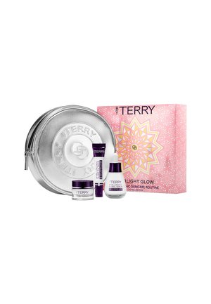 BY TERRY PFLEGESET STARLIGHT GLOW TRIO SKINCARE SET - Skincare set - transparent