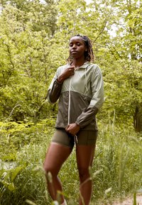 Columbia FLASH FORWARD™ WINDBREAKER - Veste coupe-vent - safari/stone green