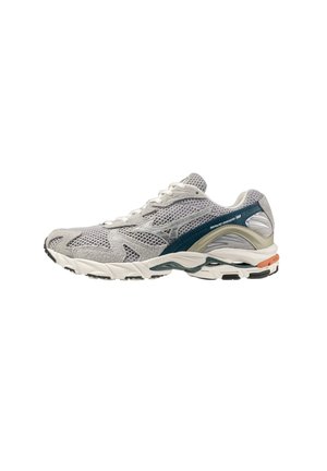 Scarpa da corsa in mesh grigio e beige con striscia laterale verde scuro, suola bianca e testo "Wave Rider 10" sul lato.