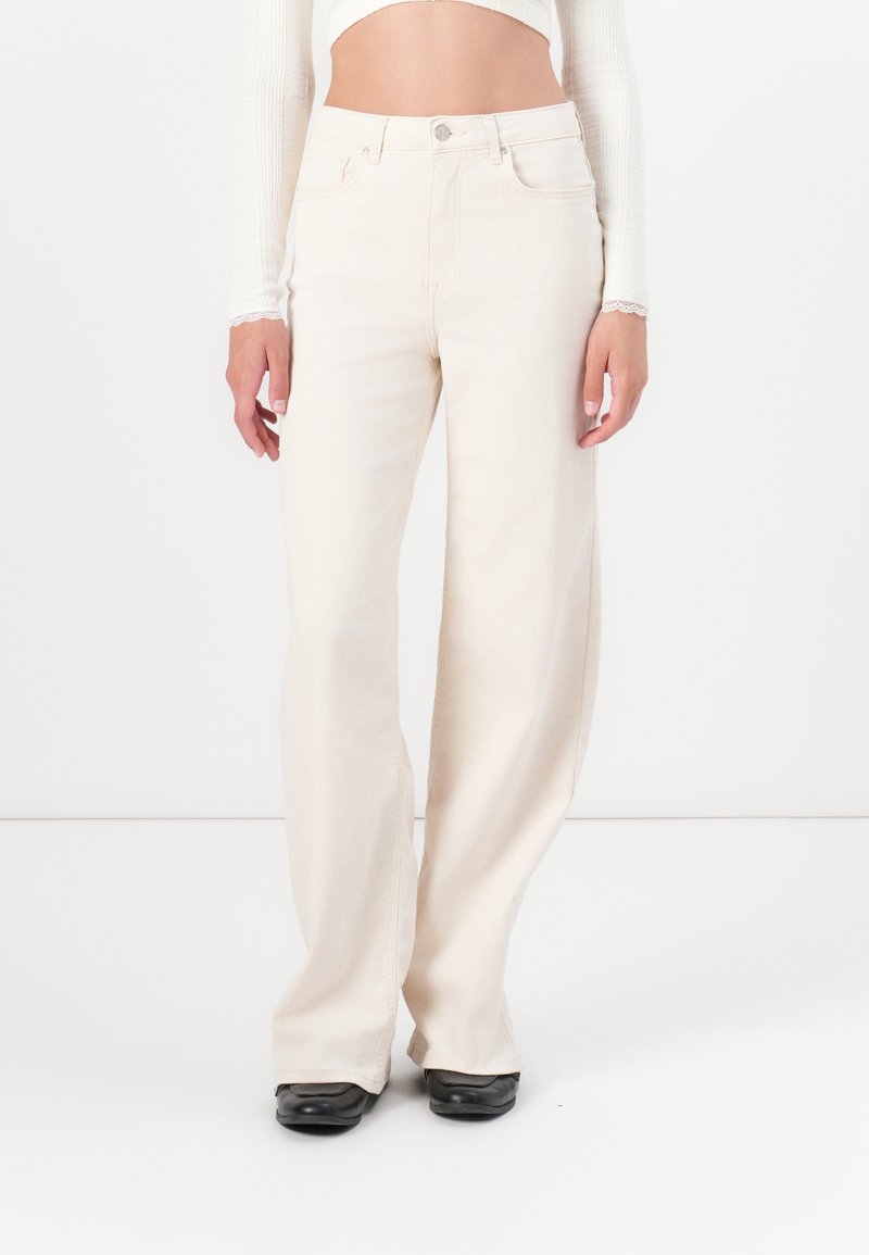 ONLY ONLMADISON WIDE - Wide leg - ecru