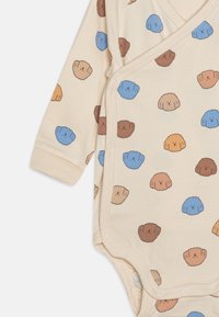 Lindex SET 4 PCS WRAP - Kootud müts - light beige