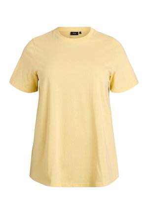 Gelbes kurzärmeliges Baumwoll-T-Shirt mit rundem Ausschnitt und leicht lockerer Passform, mit einem Label der Marke „Zizzi“ am Kragen.