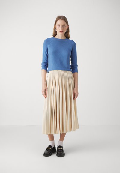 WEEKEND MaxMara LINZ - Strikkegenser - cielo