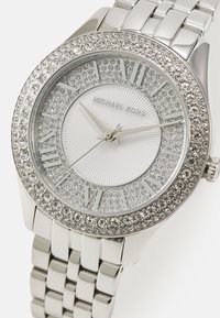 Michael Kors HARLOWE - Rannekello - silver-coloured