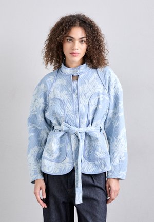 MUNTHE SAHNELY - Giacca leggera - light blue