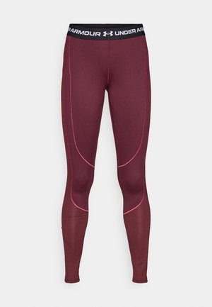 Bordeaux leggings met een zwarte elastische tailleband, voorzien van rozige stiksels en een aansluitend ontwerp. Het materiaal heeft een gladde textuur met een lichte glans.