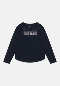 Tmavě modrá dlouhá košile s kulatým výstřihem a textem "PEPE JEANS" v bílých tečkách přes hruď.