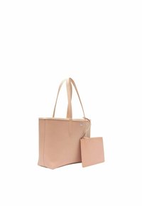 Borsa tote in pelle rosa con finitura testurizzata, due manici lunghi e una piccola pochette staccabile con zip e accentuazione del logo.