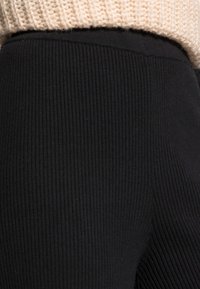 Twist & Tango SLOANE TROUSERS - Calças de fato de treino - black