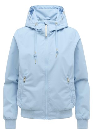 Hellblaue Kapuzenjacke mit Frontreißverschluss, verstellbaren Kordeln, mit Reißverschluss versehene Seitentaschen sowie gerippten Bündchen und Saum.