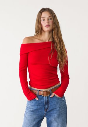 Stradivarius ASYMMETRIC - Jumper - red