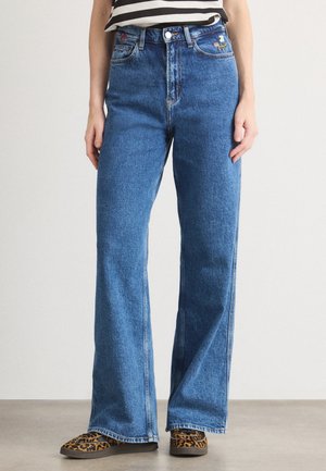 CLAIRE  - Široké nohavice - denim medium