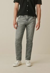 Next ESSENTIAL STRETCH STRAIGHT - Traperice ravnih nogavica - light grey