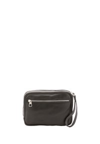 Sac en cuir bandoulière gris foncé. Forme rectangulaire avec une fermeture éclair supérieure et une poche zippée à l'avant. Comprend une sangle de poignet amovible.