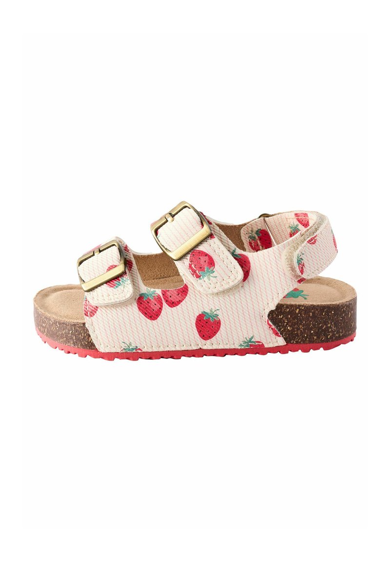 Erdbeer-musterte Sandalen mit zwei verstellbaren Riemen, Korkfußbett und einer strukturierten roten Gummisohle. Mit goldfarbenen Beschlägen.