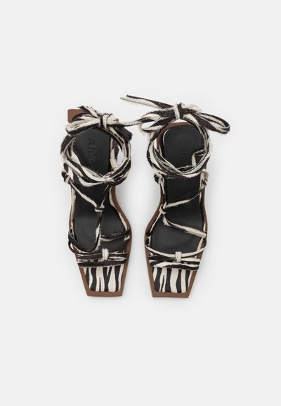 Ahluwalia WEDGE - Σανδάλια με πλατφόρμα - black