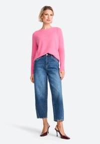 Rich & Royal MIT RUNDHALSAUSSCHNITT - Strickpullover - french pink