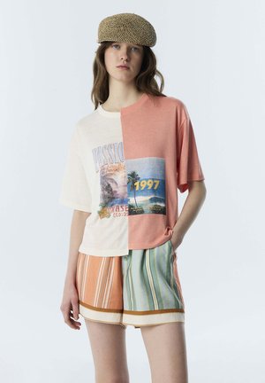 Twist, TWIST T-SHIRT PRINTED COLORBLOCK T-SHIRT - T-shirt print - salmon