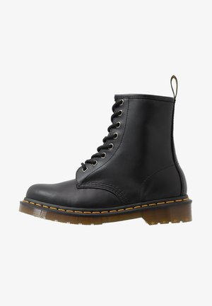 1460 - Bottines à lacets - black