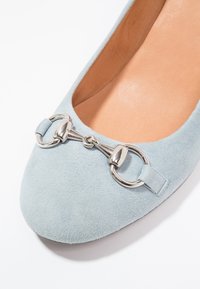 Billi Bi Klasické lodičky - light blue
